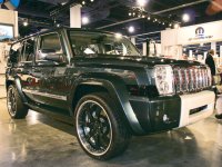 154_0603_03_z+las_vegas_2005_sema_hacks+custom_jeep_commander.jpg