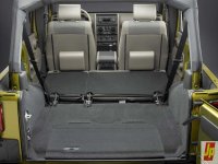 jeep_wrangler_jk_unlimited+seats_down_cargo_space_view.jpg