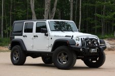 01-aev-jeep-wrangler-hemi.jpg