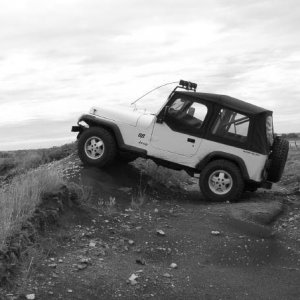 GrayJeepClimb