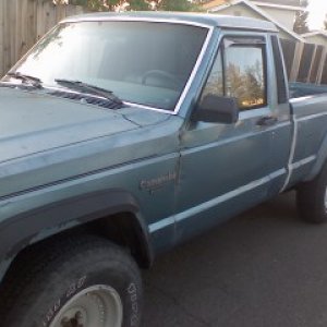 1987_Jeep_Comanche_4