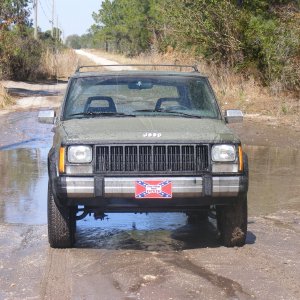 88' Cherokee, muddin in Sebring, Florida - 1