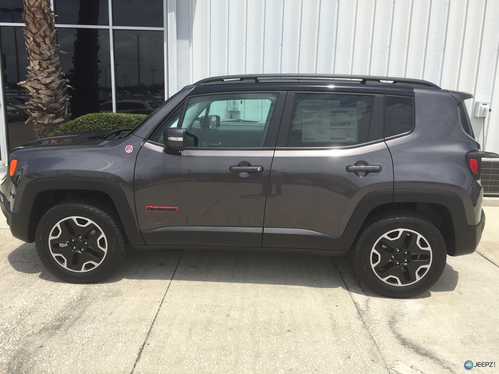 2016 Renegade Trailhawk