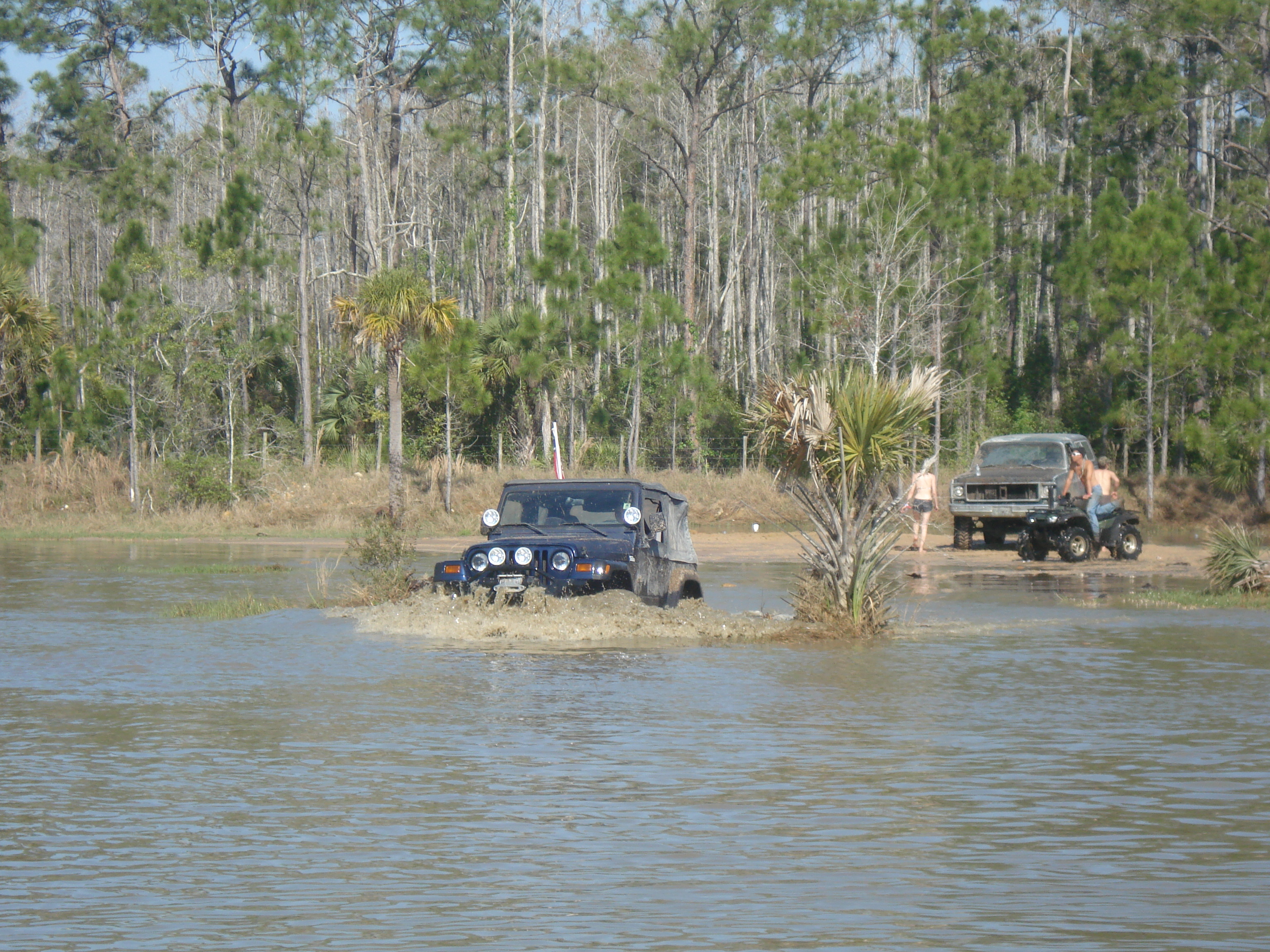 Redneck Yatch Club