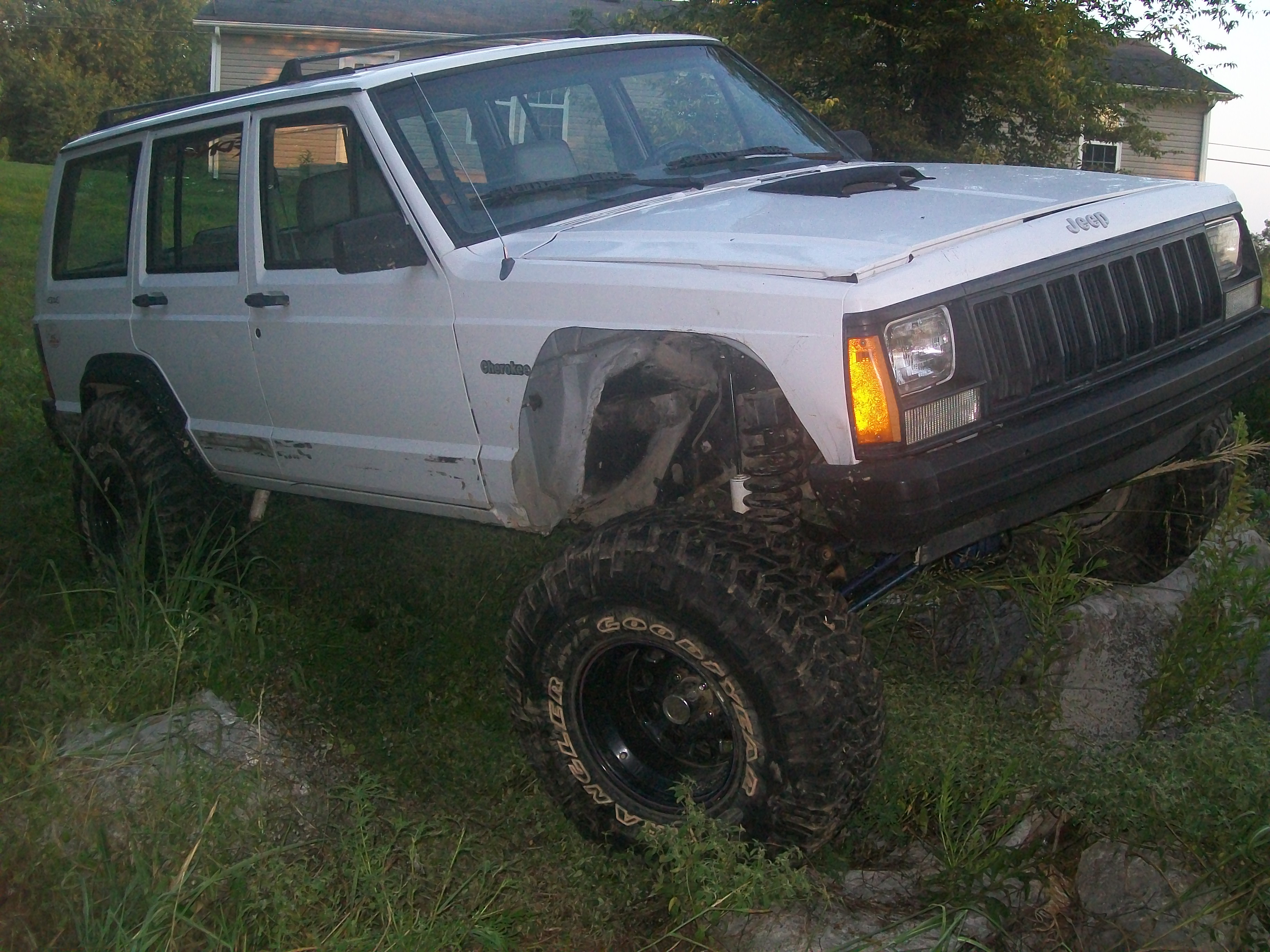 xj_cherokee_004