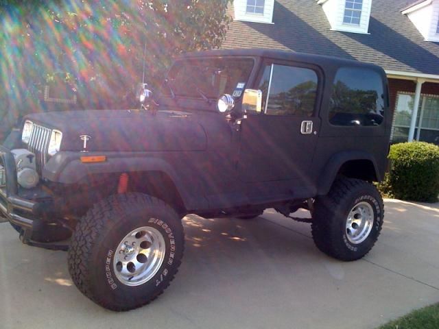 yj black jeep