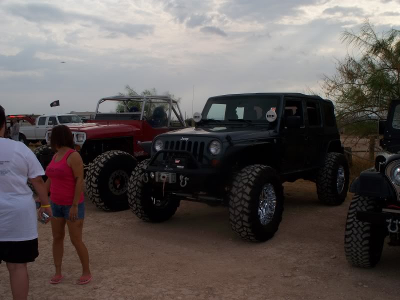 RockHardJeepFest2011026-1.jpg