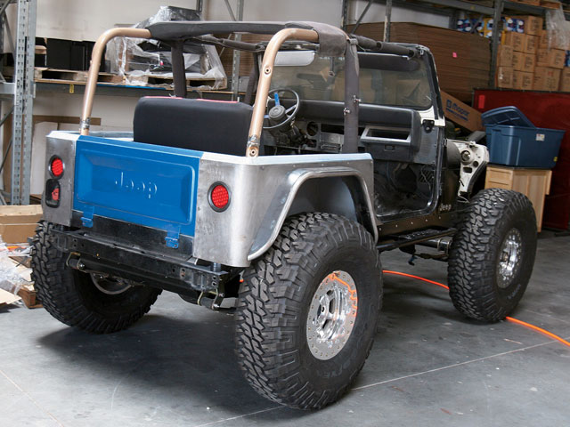 154_0807_11_z1994_jeep_wrangler_fender_t-1.jpg
