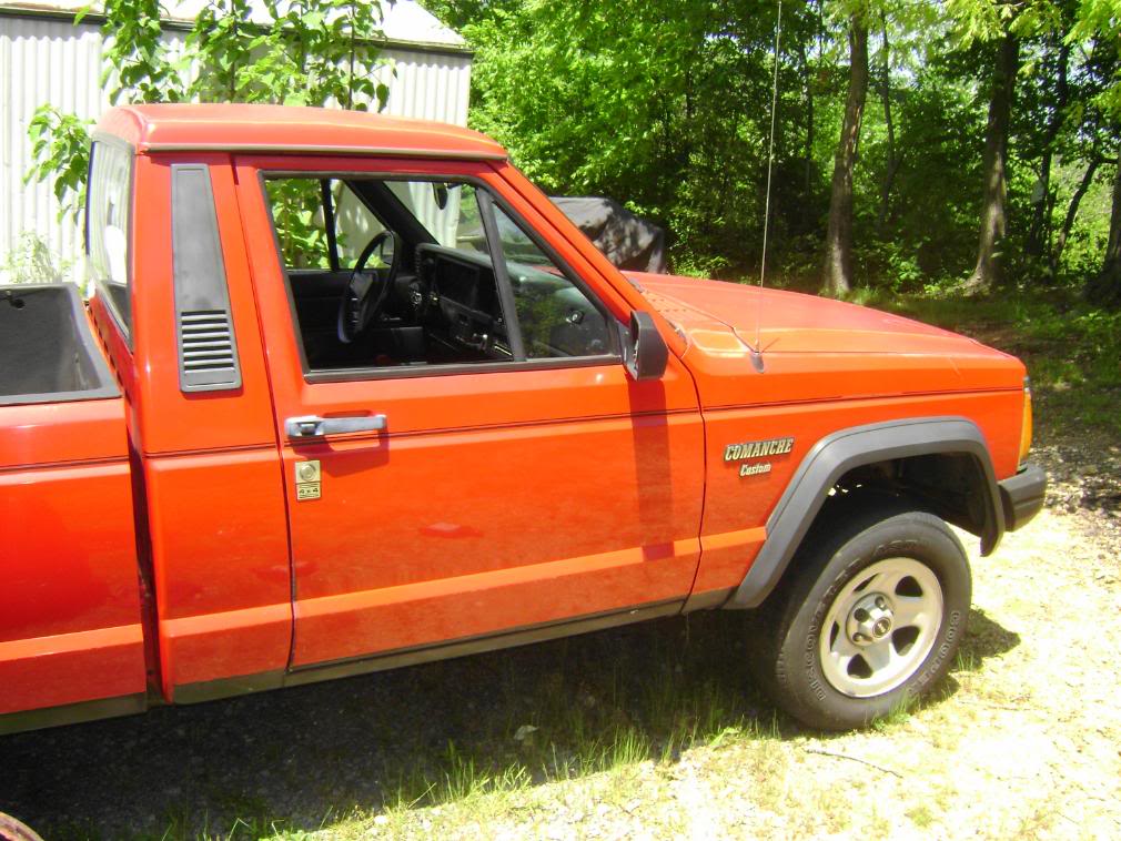 1986Comanche05-1.jpg